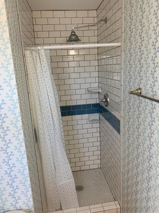 Pets Ok Rest A Shored A Secure And Comfortable Home Flat Screen T Vs In All Rooms Fully Stocked With Plenty Of Amenities Private Inground Pool Gas Fireplace Rents Sat To Sat Full Weeks Only Nags Head Exterior foto